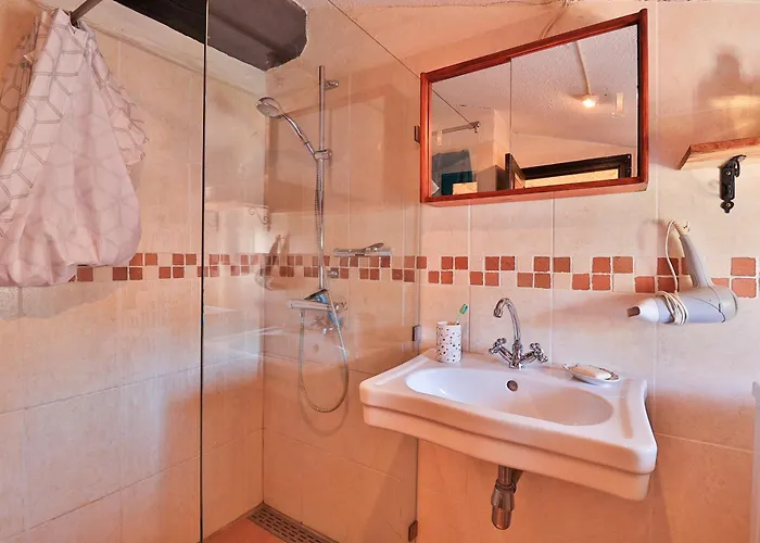 Dom wakacyjny Provenzalisches Haus La Figue - Strandnah Mit Pool Und Privatem Garten Mit Meerblick By Riviera Homelife Saint-Raphaël